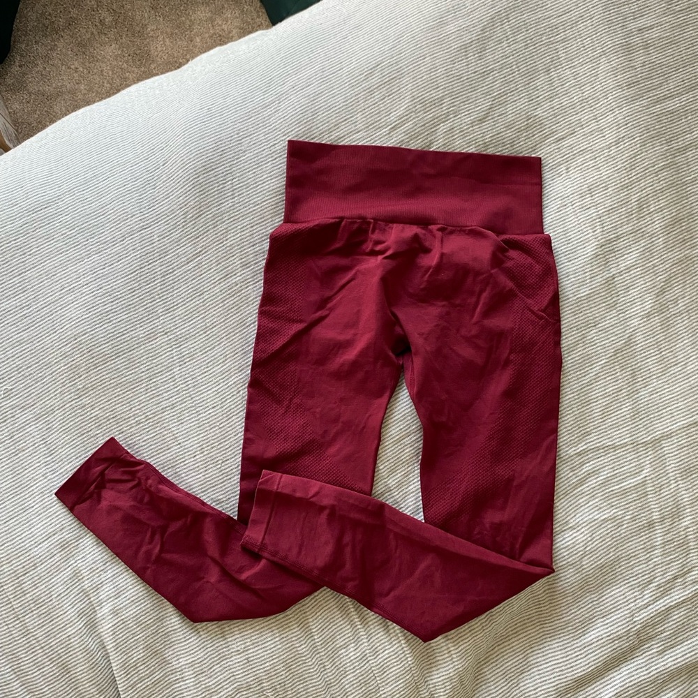 Butt Scrunch Red Leggings